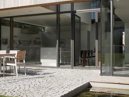 An Elegant Modern House with Open Spaces and Wall Openings in Hagen, Germany by Zamel Krug Architekten (4)