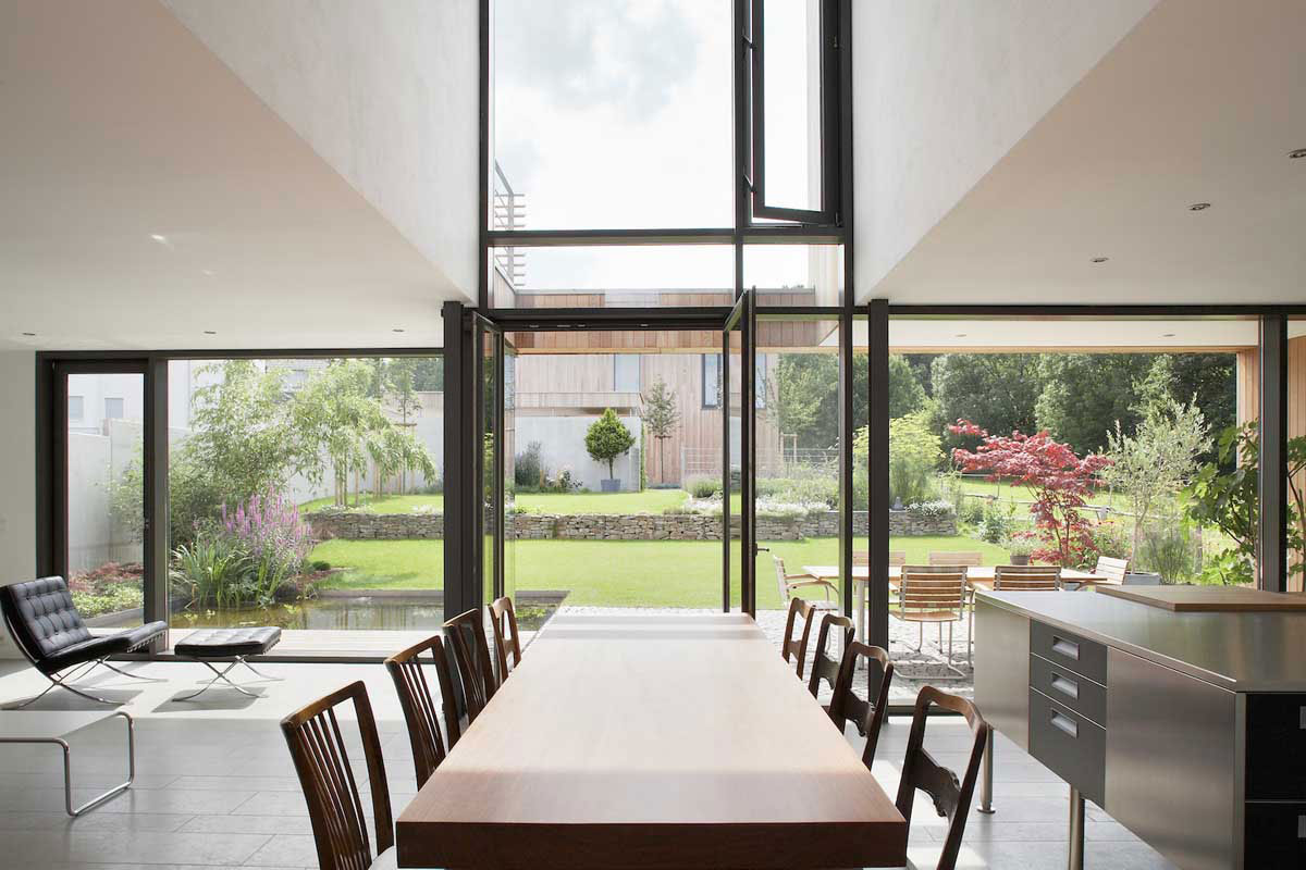 An Elegant Modern House with Open Spaces and Wall Openings in Hagen, Germany by Zamel Krug Architekten (9)