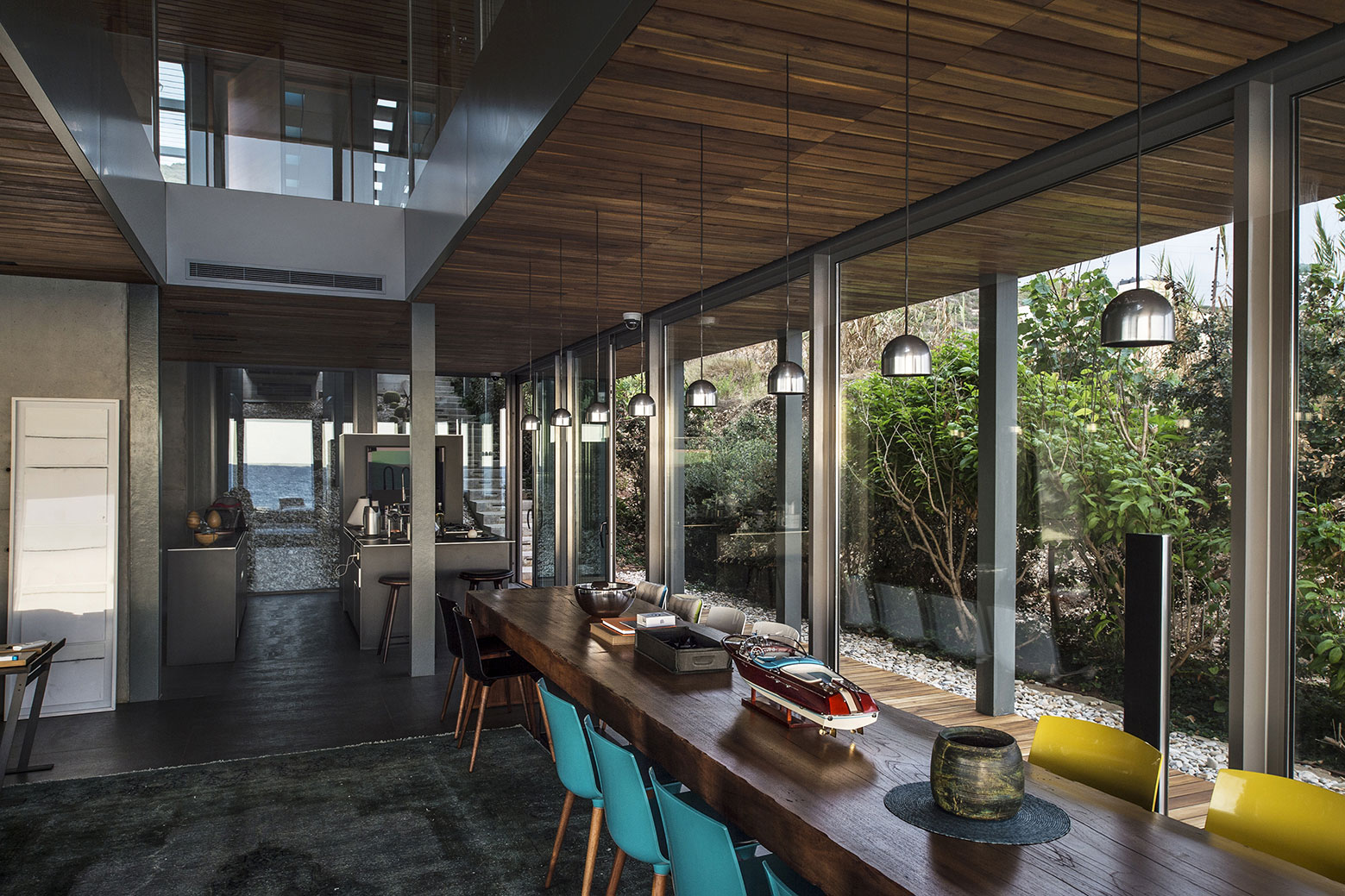 An Elegant Modern Seaside Home Perched on the Edge of a Cliff with Rooftop Deck in Amchit, Lebanon by BLANKPAGE Architects (10)