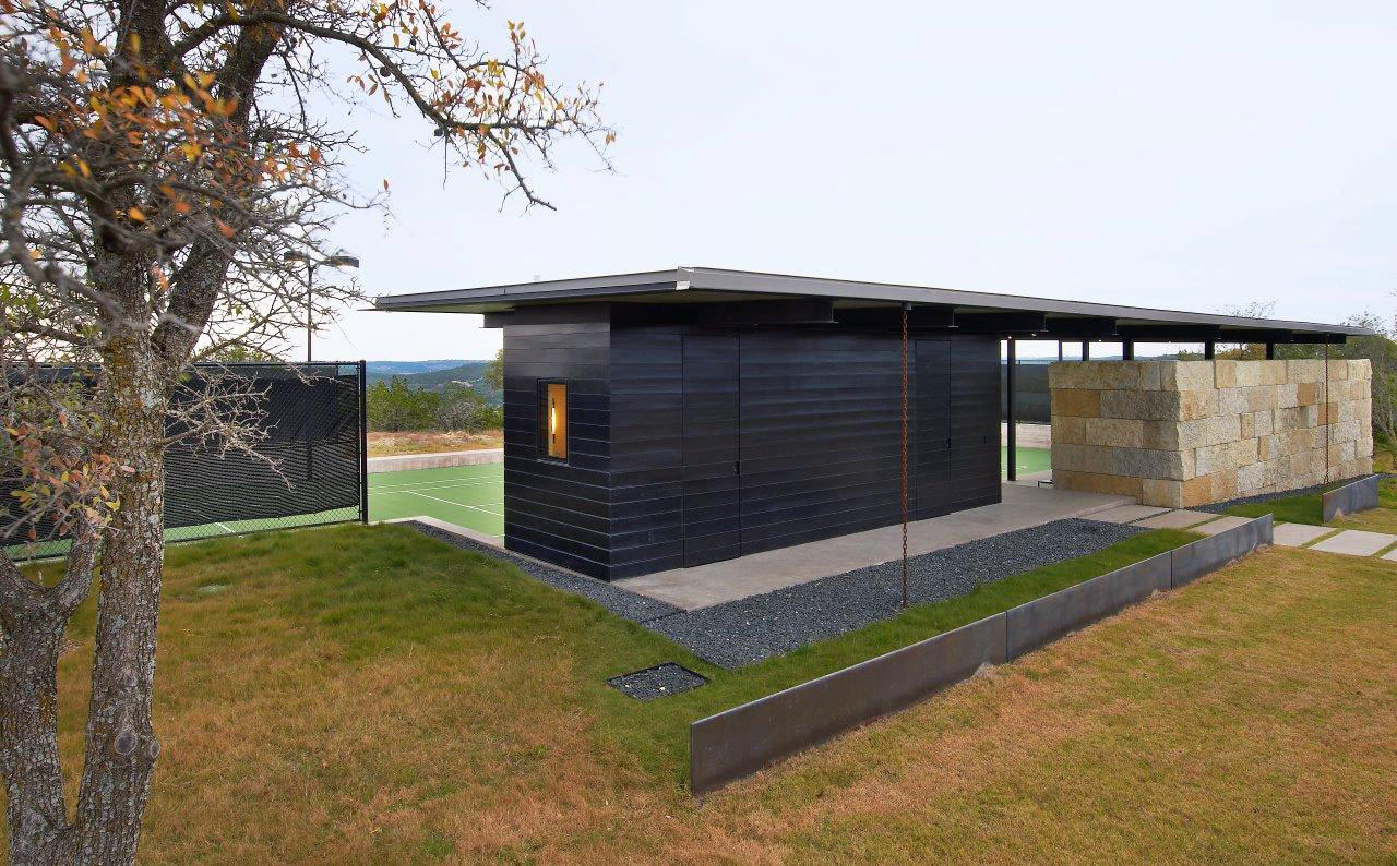 An Elegant Ranch-Style Home with Modern Flair in Texas Hill Country by Sara Story (4)