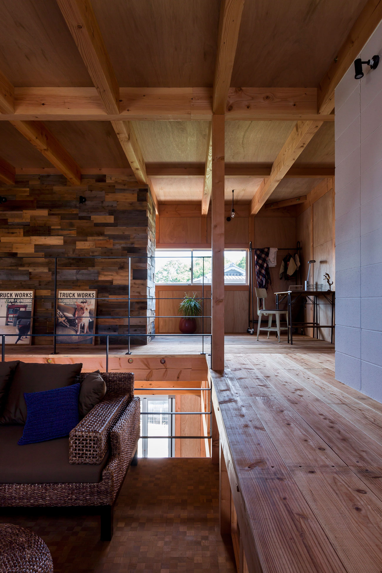 An Elegant Split-Level Home with Lots of Beautiful, Natural Wood in Shiga Prefecture by ALTS DESIGN OFFICE (4)