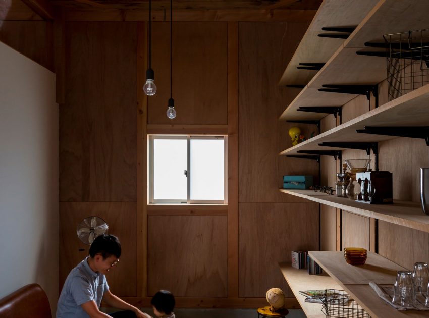 An Elegant Split-Level Home with Lots of Beautiful, Natural Wood in Shiga Prefecture by ALTS DESIGN OFFICE (7)