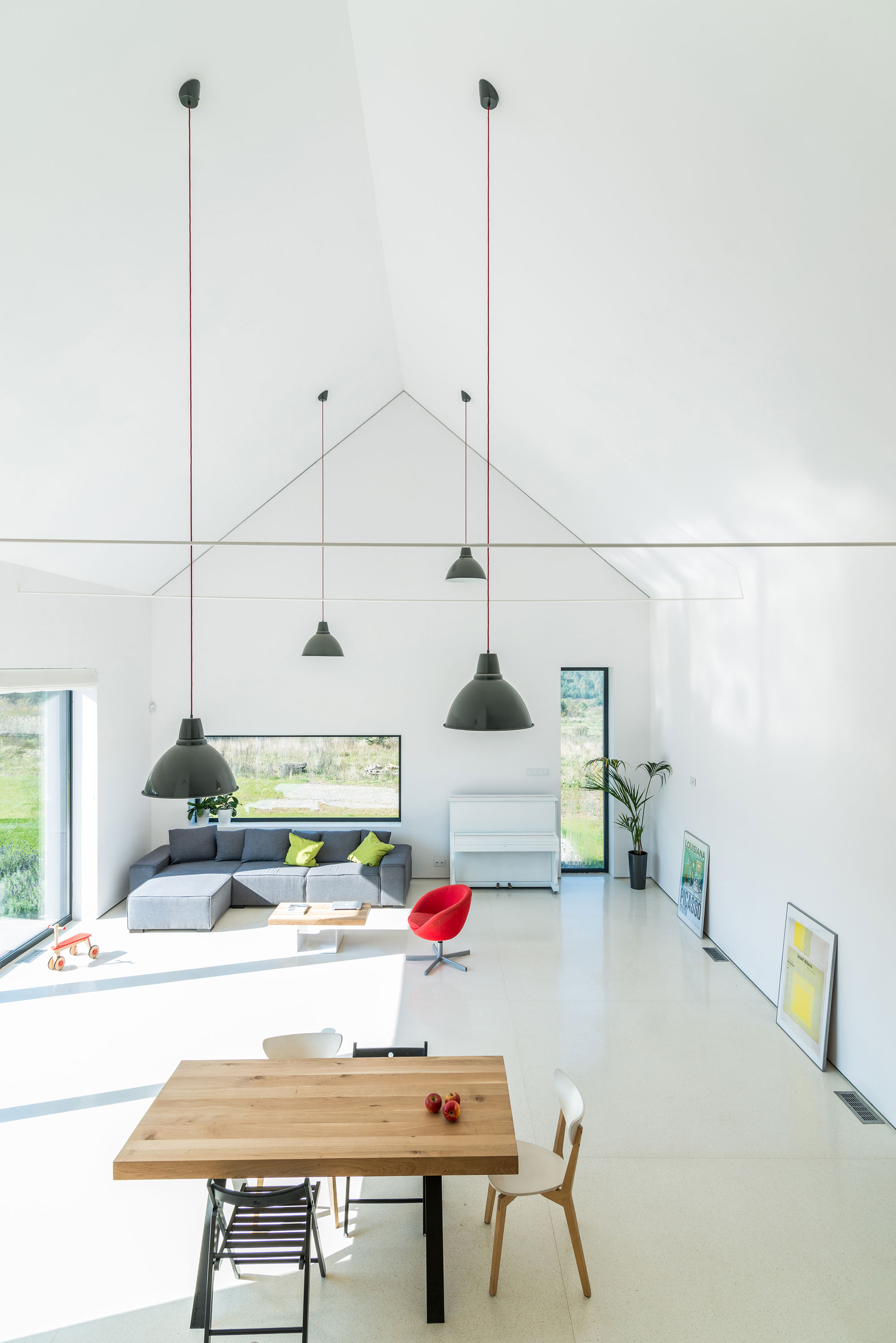 An Elegant and Airy Contemporary Home with Gabion Walls in Zawiercie, Poland by Kropka Studio (16)
