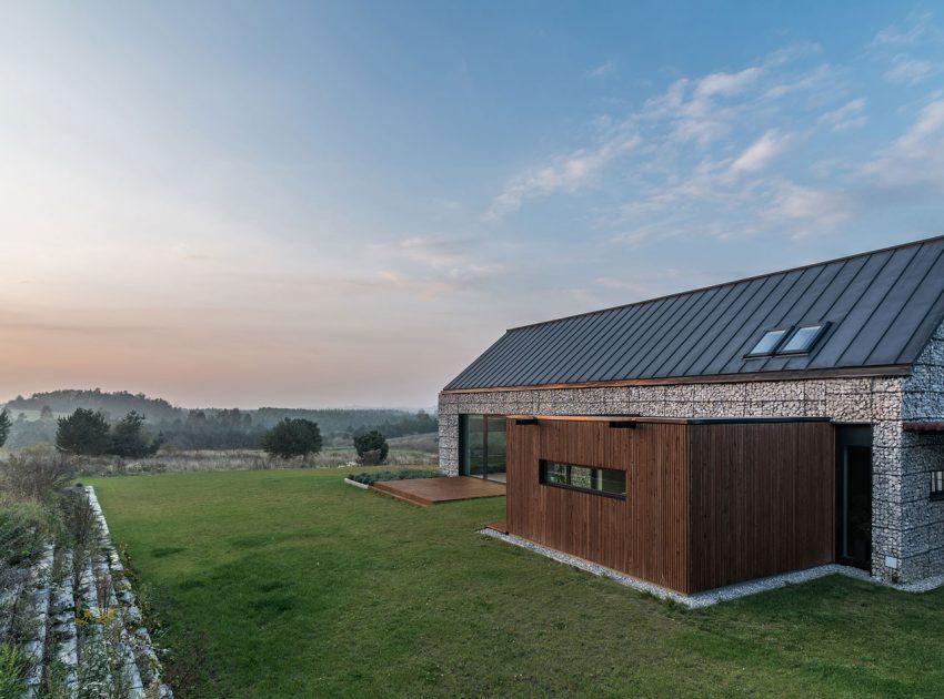 An Elegant and Airy Contemporary Home with Gabion Walls in Zawiercie, Poland by Kropka Studio (4)