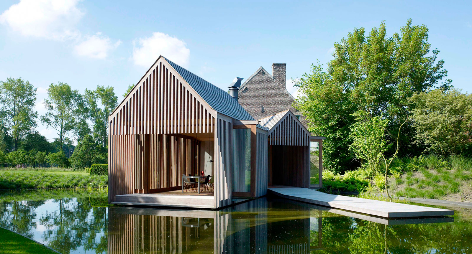 An Elegant and Idyllic Contemporary Home with Striking Views in Flanders by Wim Goes Architectuur (3)