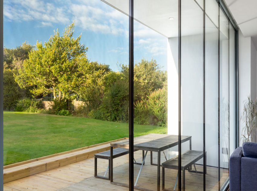 An Elegant and Luminous Home with Minimalist Approach in Edinburgh by Capital A Architecture (10)