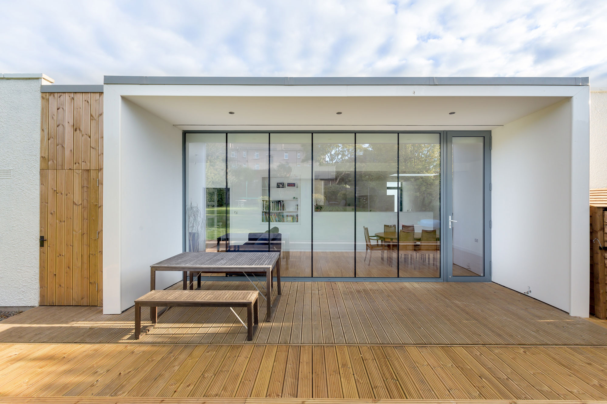 An Elegant and Luminous Home with Minimalist Approach in Edinburgh by Capital A Architecture (3)