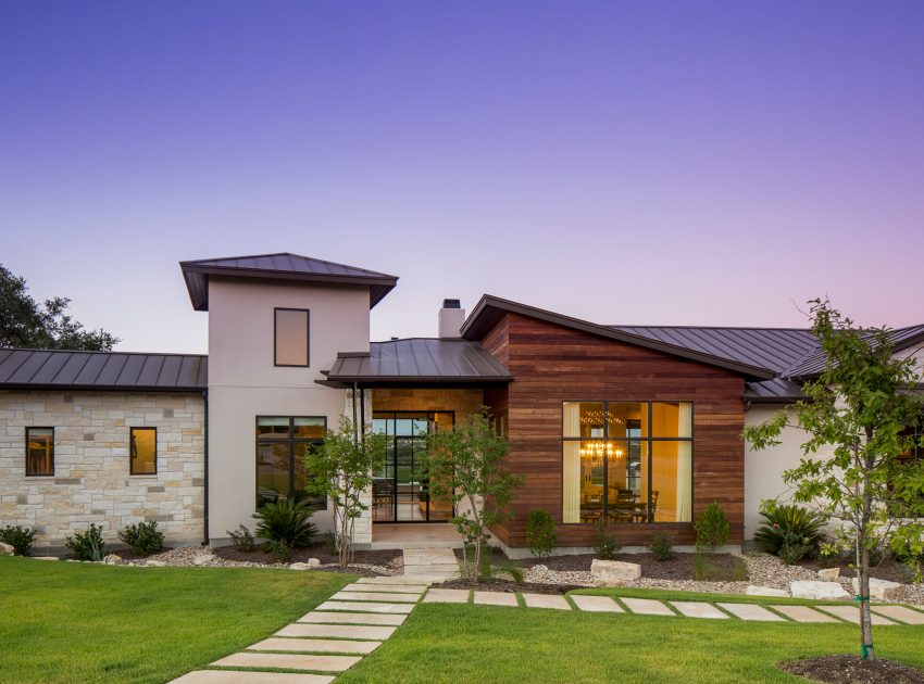 An Elegant and Marvelous Contemporary Home in Austin by Vanguard Studio Inc (1)