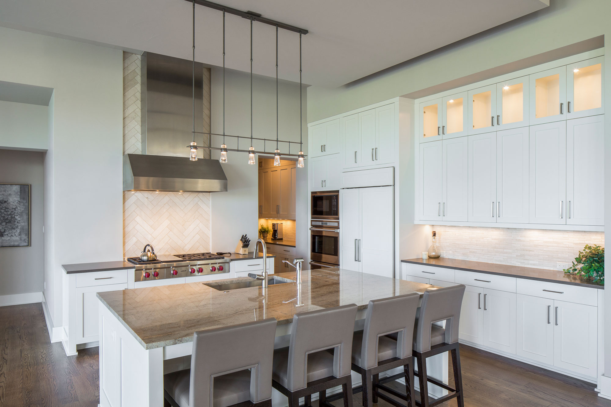 An Elegant and Marvelous Contemporary Home in Austin by Vanguard Studio Inc (10)