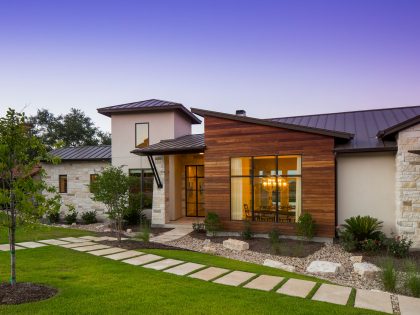 An Elegant and Marvelous Contemporary Home in Austin by Vanguard Studio Inc (2)