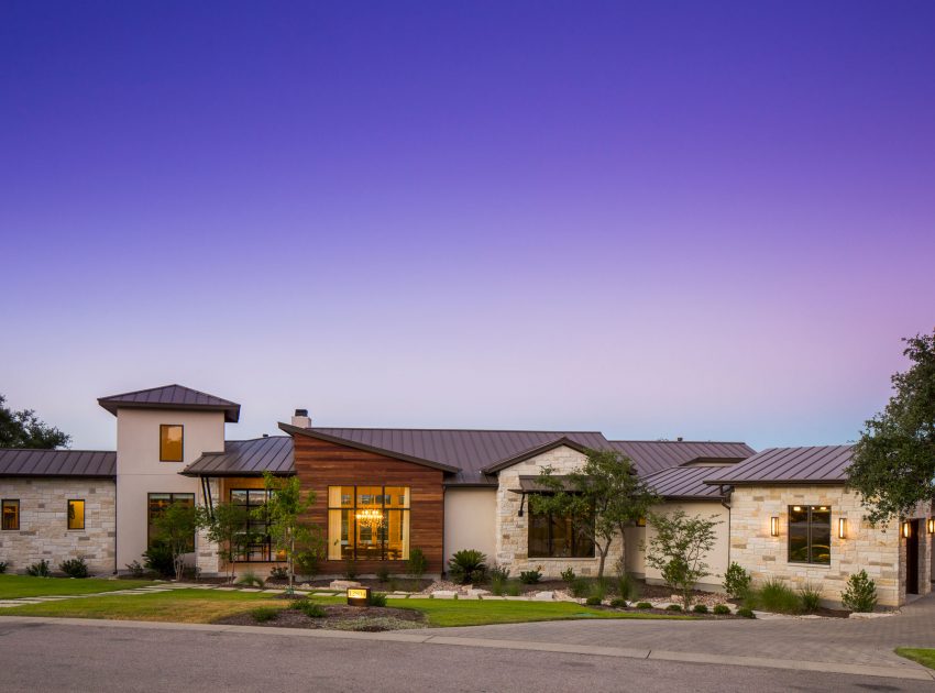 An Elegant and Marvelous Contemporary Home in Austin by Vanguard Studio Inc (3)