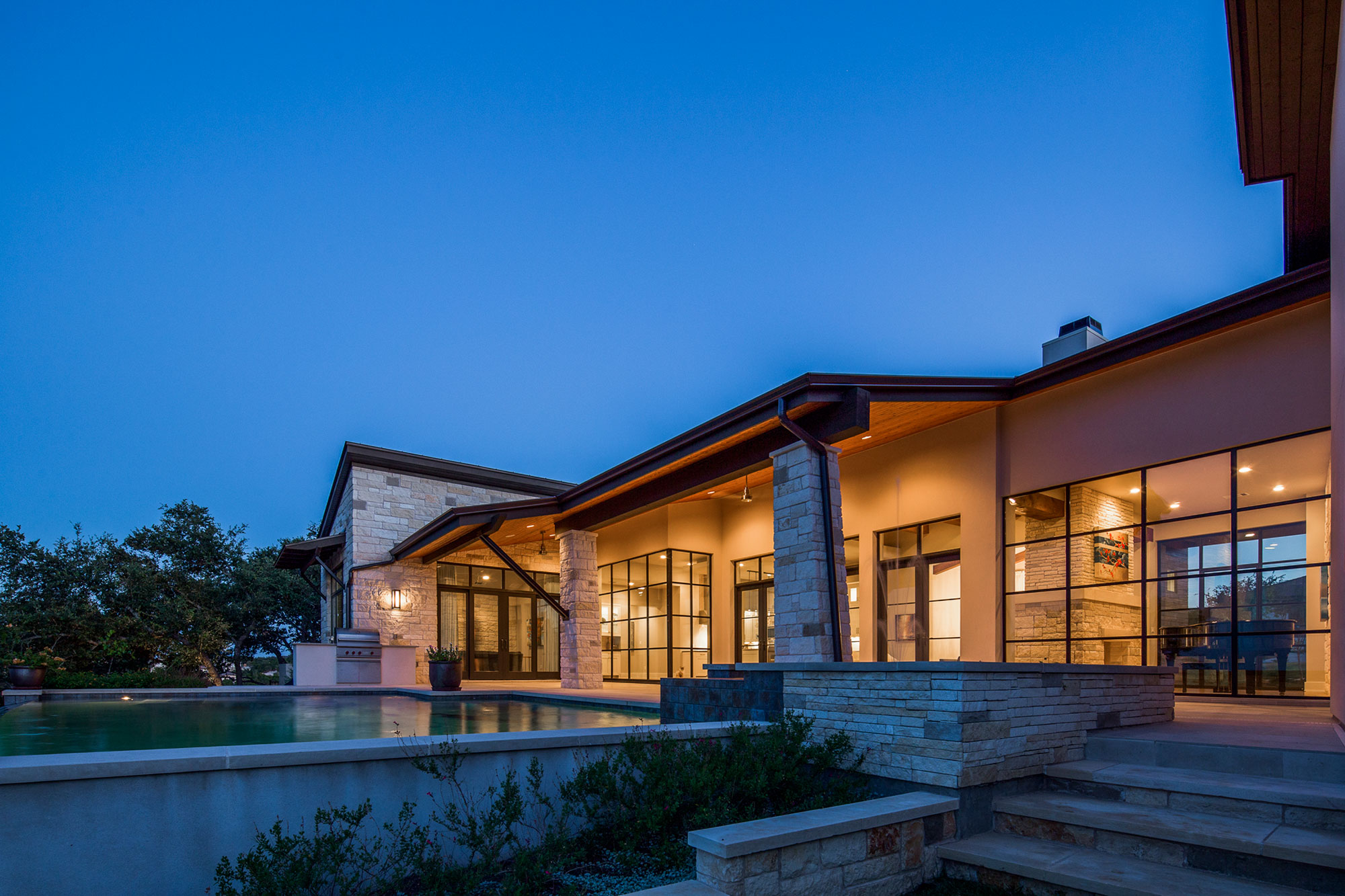 An Elegant and Marvelous Contemporary Home in Austin by Vanguard Studio Inc (6)