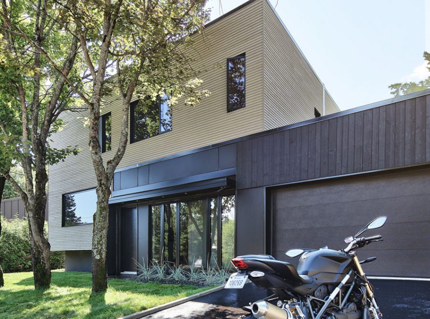 An Elegant and Spacious House Blended with Stunning Natural Surroundings in Quebec City by Hatem+D Architecture (2)