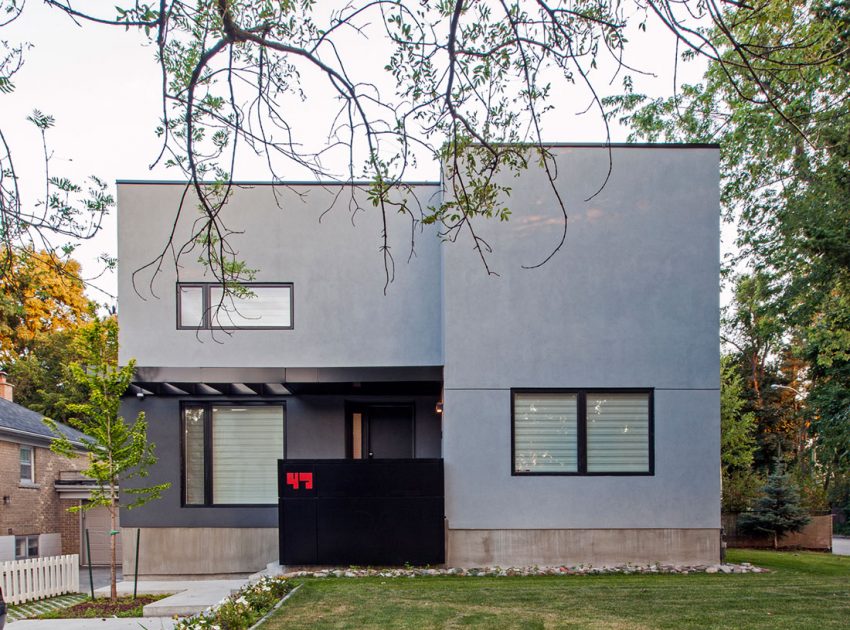 An Old Bungalow Transformed into a Light and Bright Minimalist Home in Ontario by rzlbd (1)