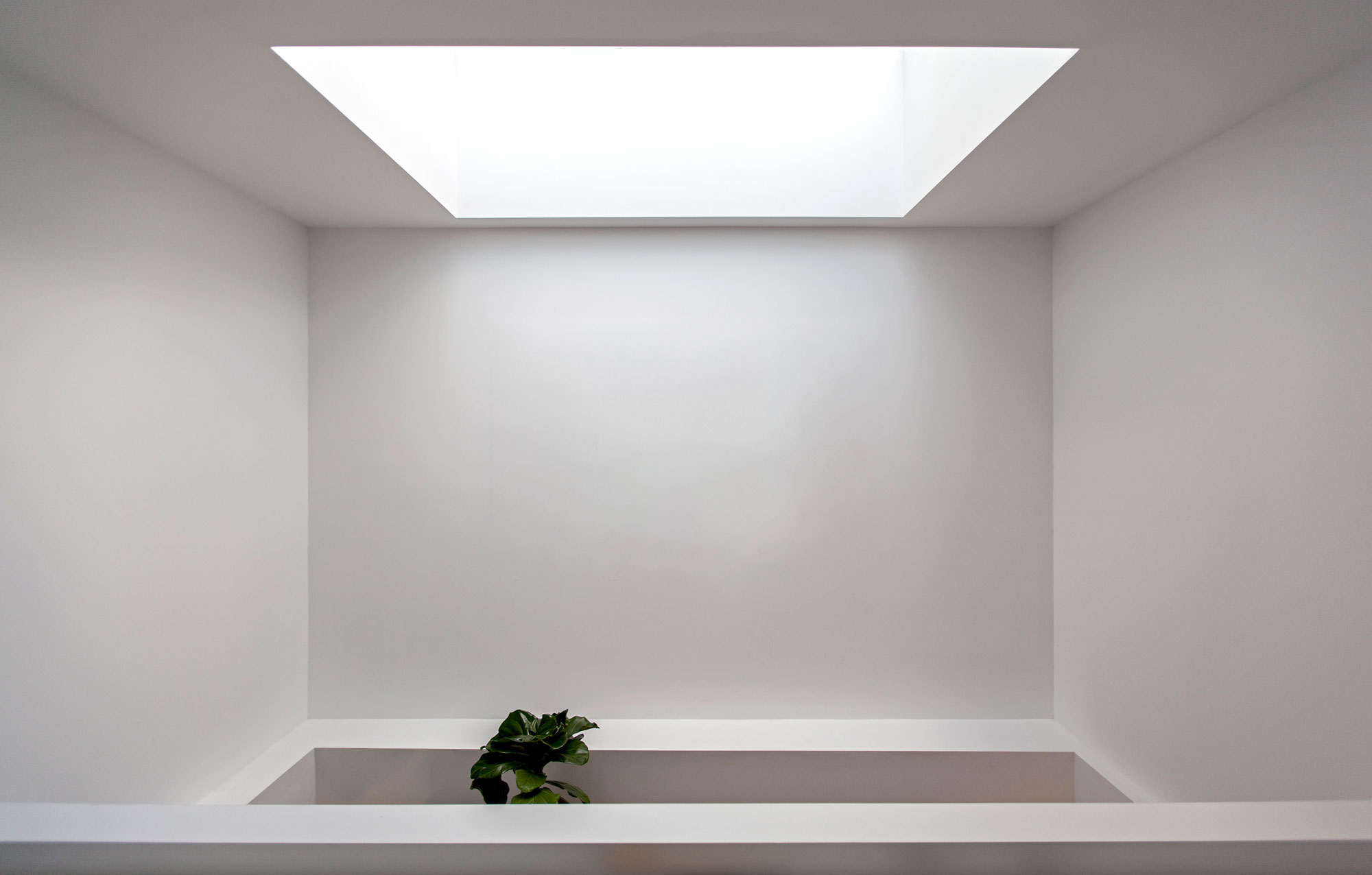 An Old Bungalow Transformed into a Light and Bright Minimalist Home in Ontario by rzlbd (10)