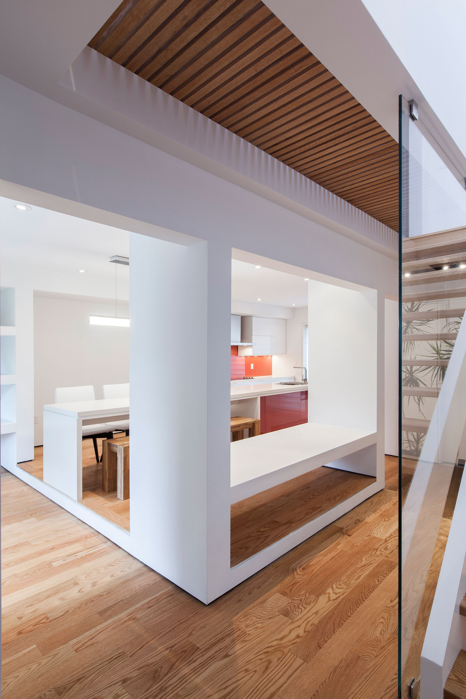 An Old Bungalow Transformed into a Light and Bright Minimalist Home in Ontario by rzlbd (4)
