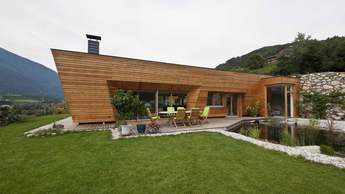 An Old Farmhouse Becomes an Elegant Modern Family Home in Vahrn, Italy by Norbert Dalsass (1)