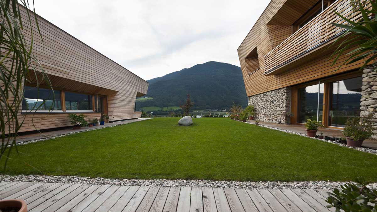 An Old Farmhouse Becomes an Elegant Modern Family Home in Vahrn, Italy by Norbert Dalsass (15)