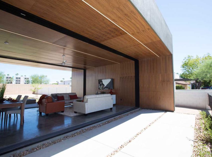An Open Plan Contemporary Home Built on a Vacant Lot in Phoenix, Arizona by The Ranch Mine (4)