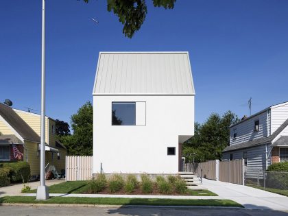 An Unconventional and Stylish Modern Home for an Extended Family in Flushing by O’Neill Rose Architects (2)