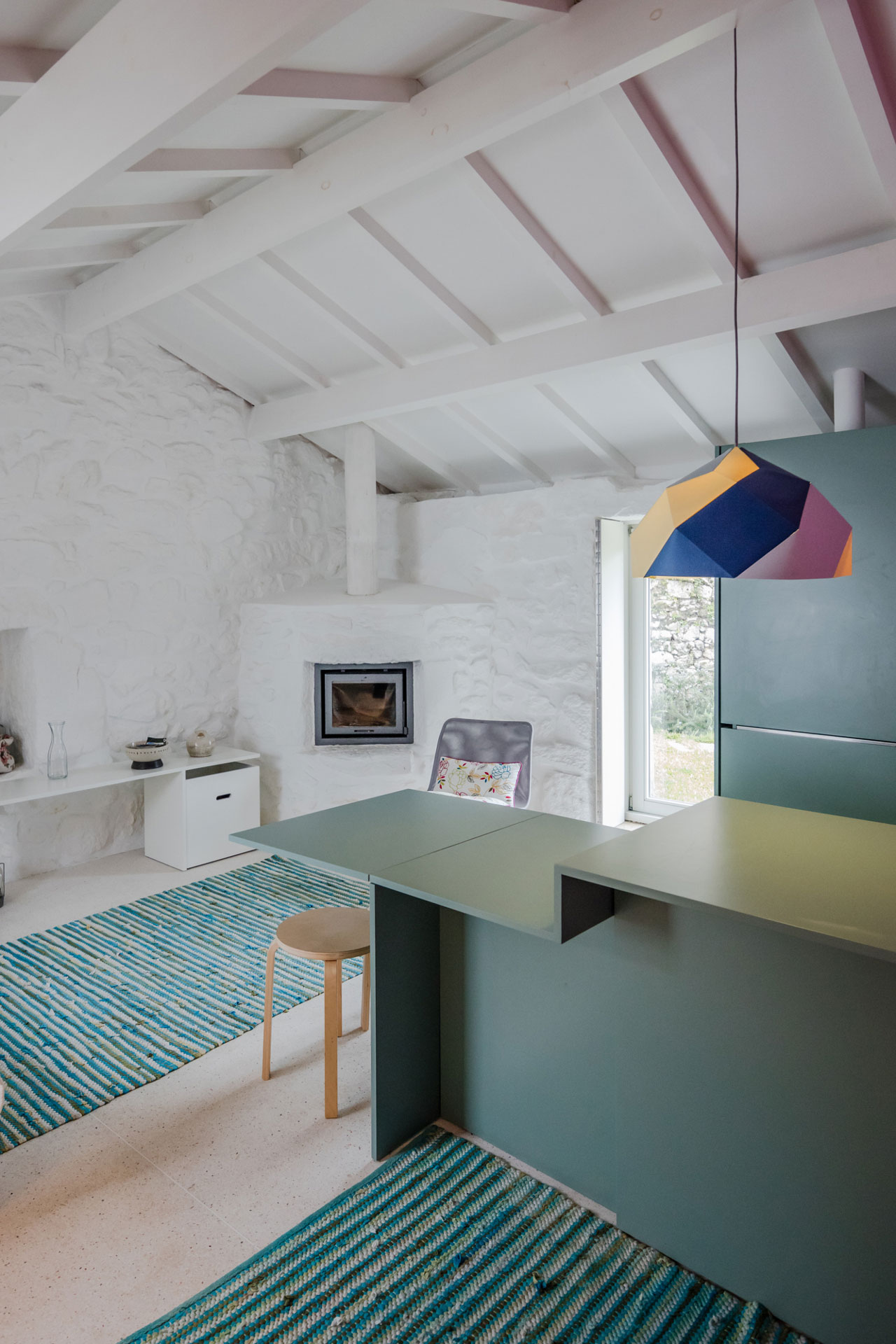 A 17th-Century Home Becomes a Surprising Contemporary House in Linhares, Portugal by Escritório de Arquitetos (14)