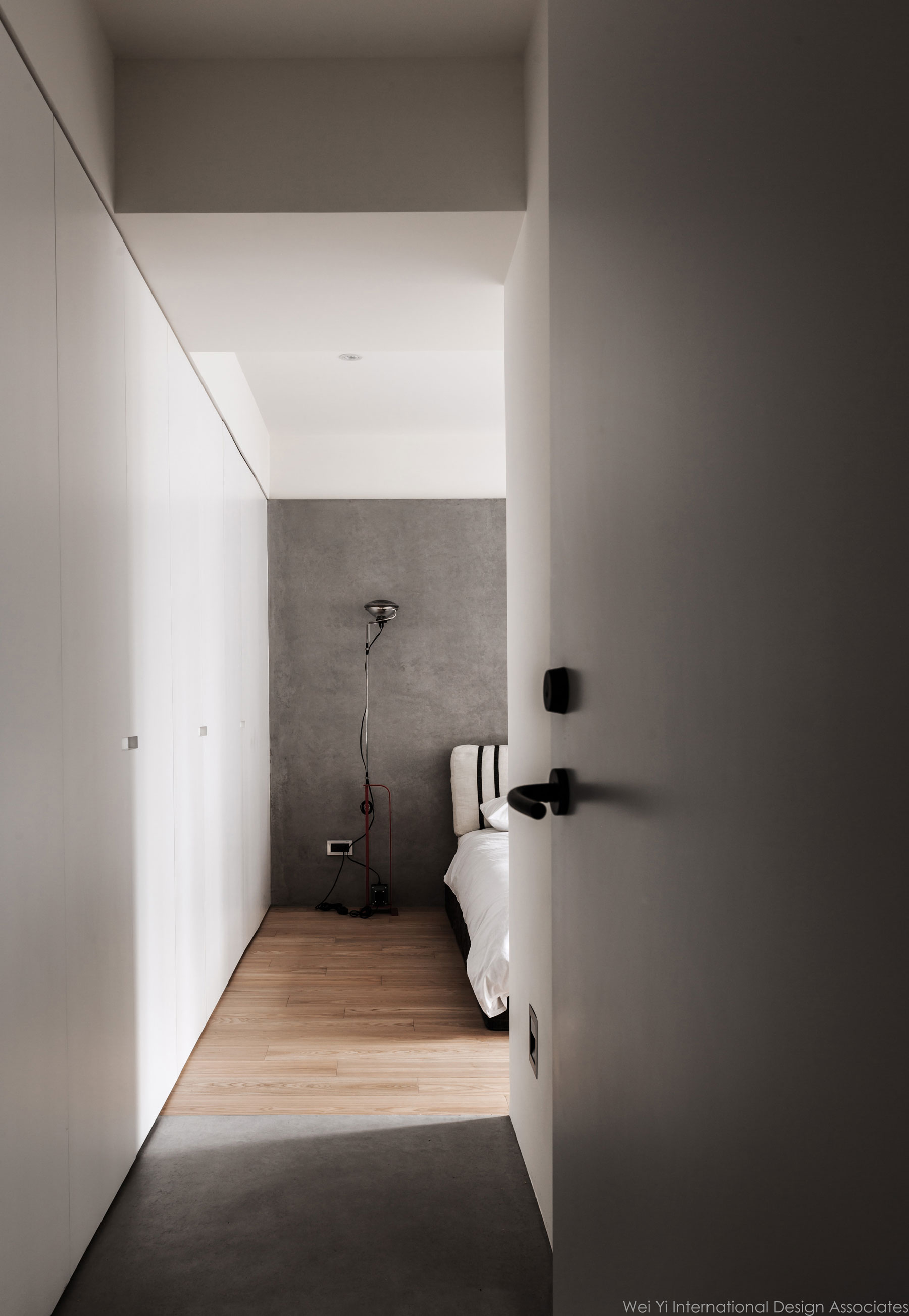 A 30-Year-Old Apartment Becomes an Elegant and Warm Home in Taipei, Taiwan by Wei Yi International Design Associates (18)