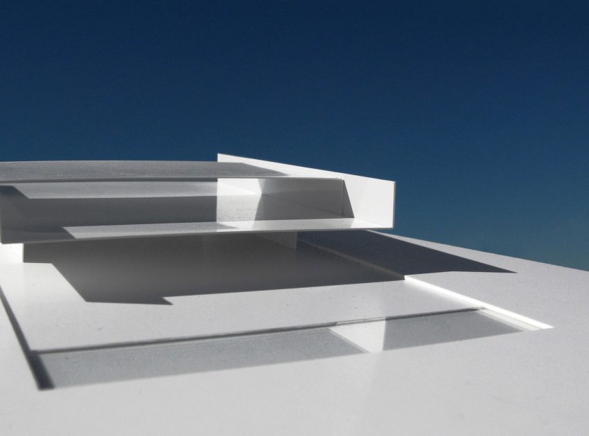 A Beautiful Contemporary House with Pool and Roof Terrace in Madrid, Spain by Fran Silvestre Arquitectos (34)