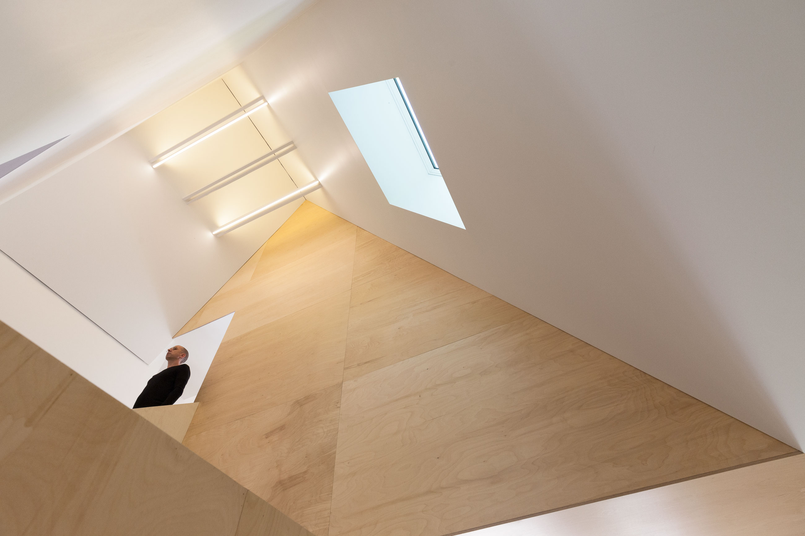 A Beautiful Family Home Nestled in the Woods of Quebec by Jean Verville architecte (16)