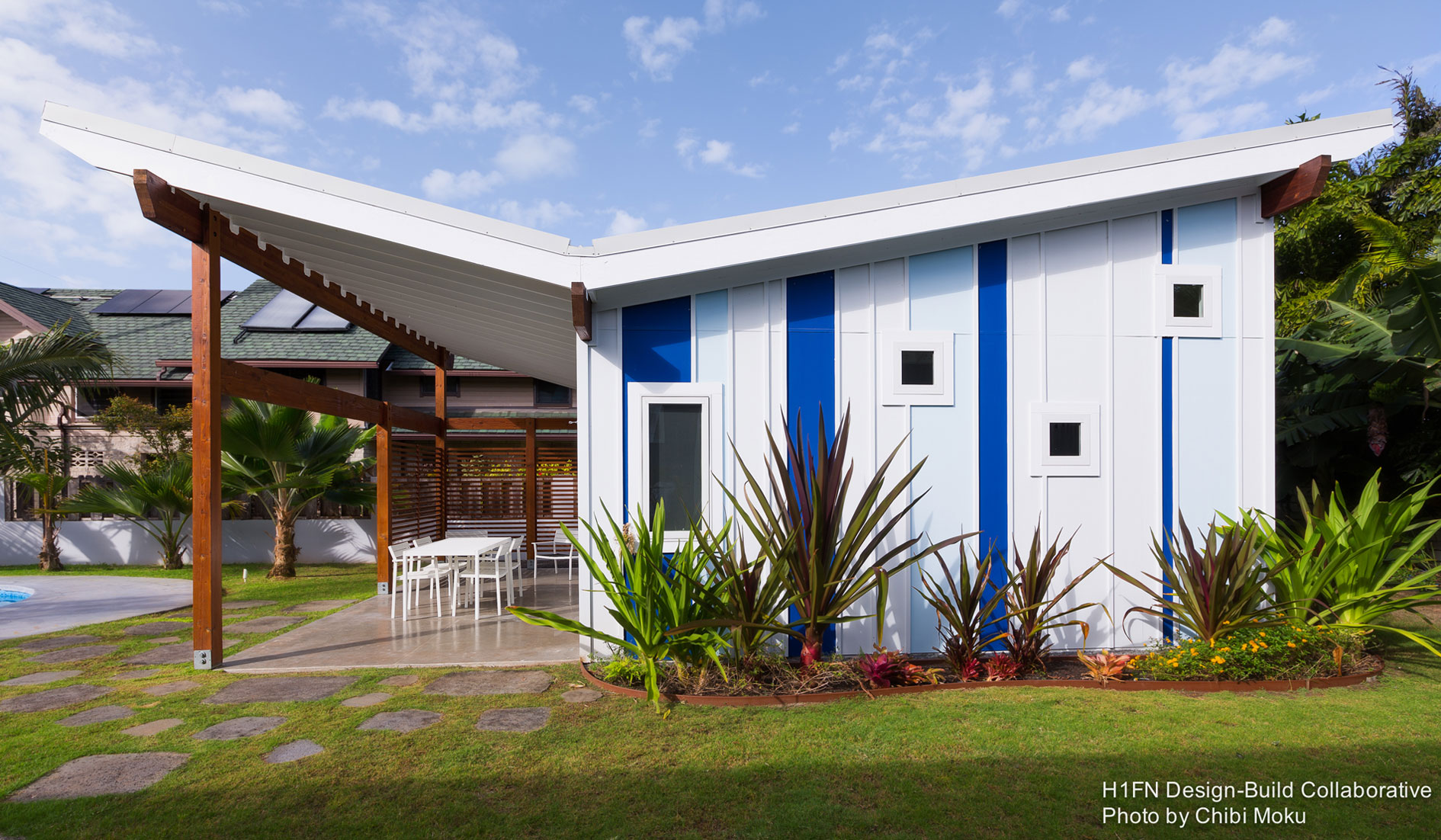 A Beautiful Modern Beach House with a Unique Twist in Kailua, Hawaii by H1+FN Design Build Collaborative (5)
