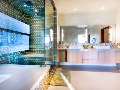 A Breathtaking Contemporary Home with Stylish Interiors in Beverly Hills, California by Gabbay Architects (29)