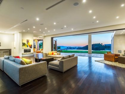 A Breathtaking Contemporary Home with Stylish Interiors in Beverly Hills, California by Gabbay Architects (7)