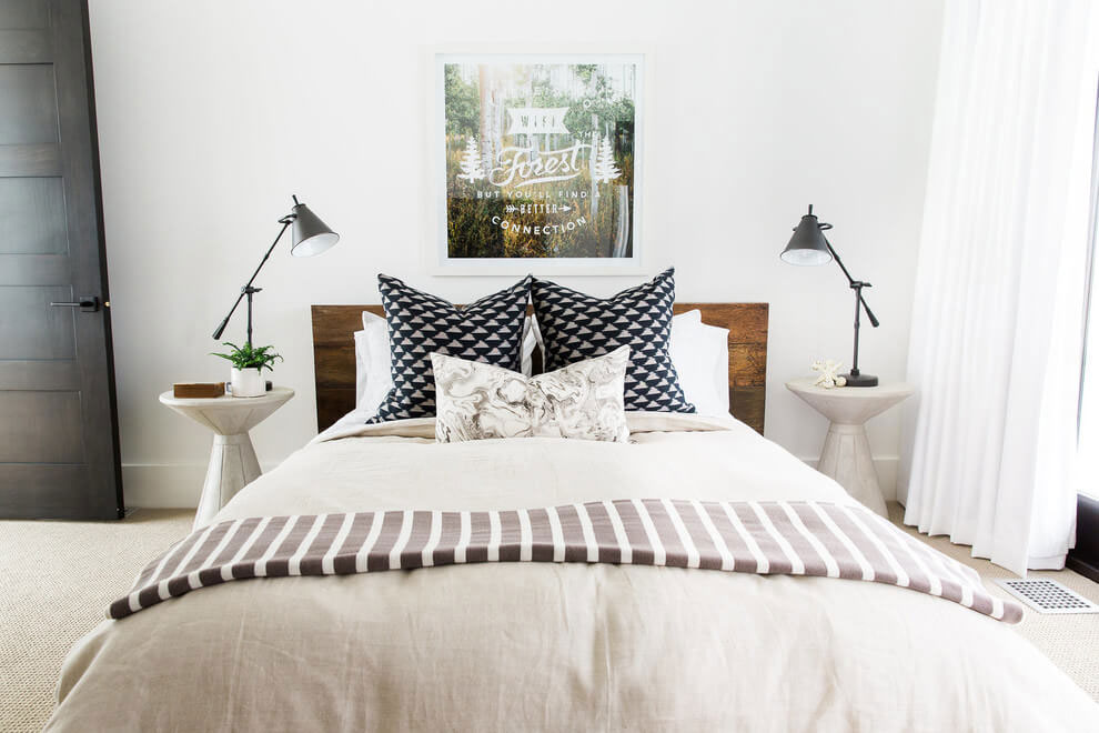 A Bright Modern Mountain Home Drenched in Rustic Décor in Park City, Utah by Studio McGee (16)
