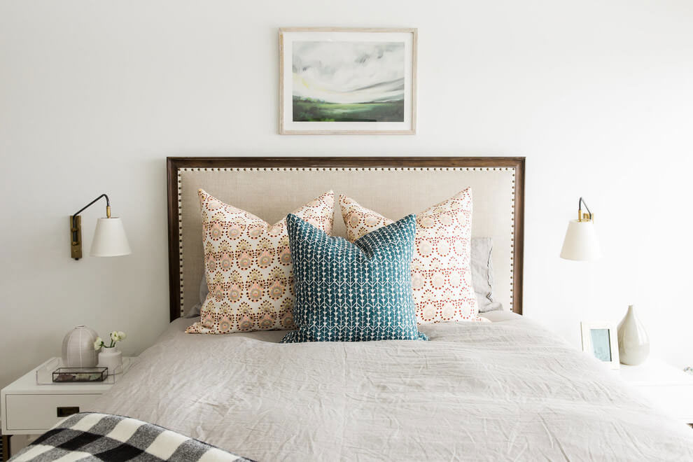 A Bright Modern Mountain Home Drenched in Rustic Décor in Park City, Utah by Studio McGee (17)
