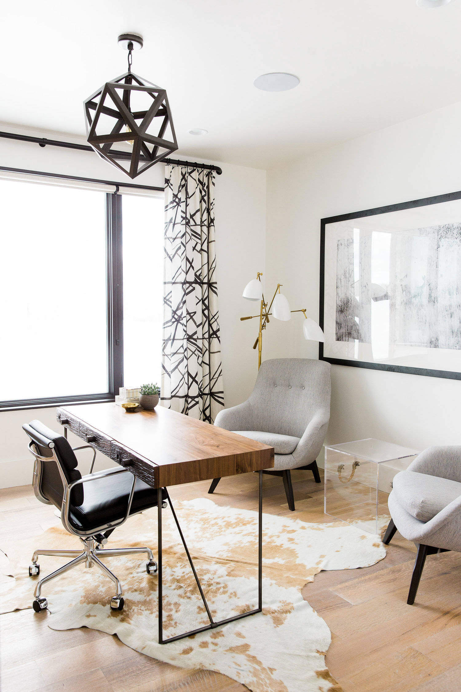A Bright Modern Mountain Home Drenched in Rustic Décor in Park City, Utah by Studio McGee (25)