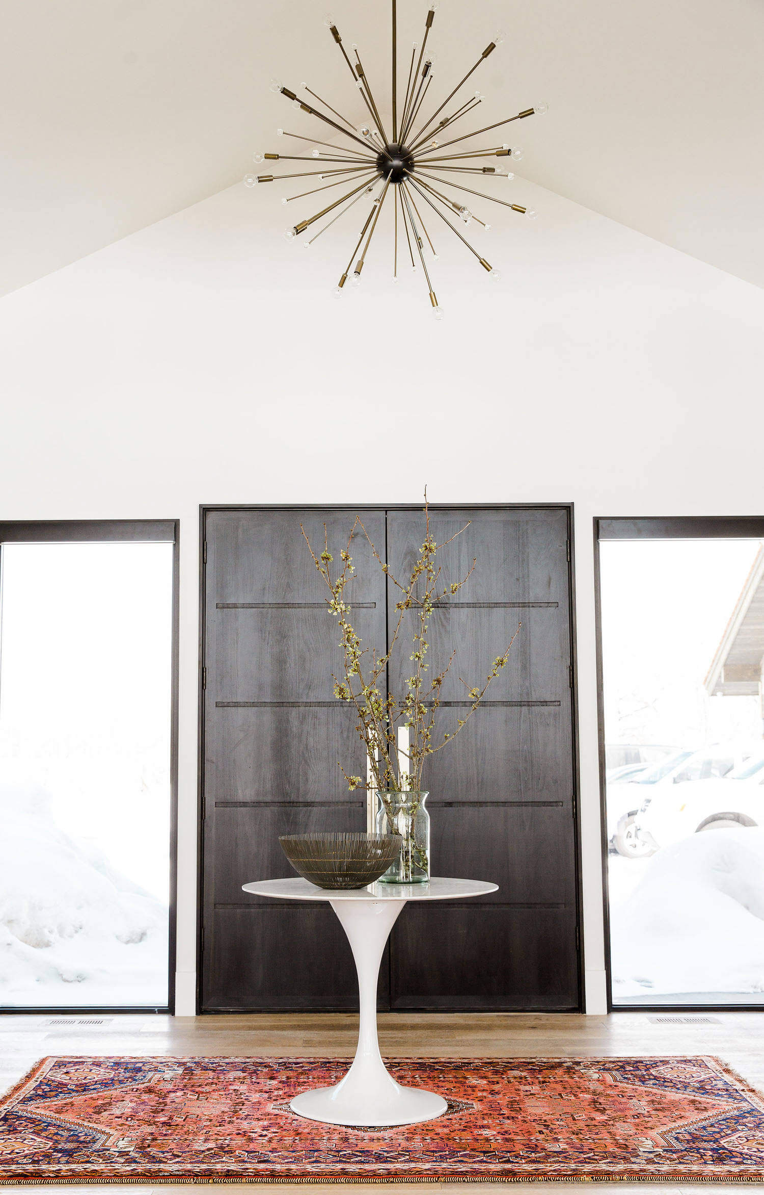 A Bright Modern Mountain Home Drenched in Rustic Décor in Park City, Utah by Studio McGee (7)