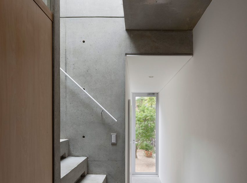 A Bright and Airy Concrete Home for Family of Three in Hiroshima Prefecture by Yutaka Yoshida Architect & Associates (10)