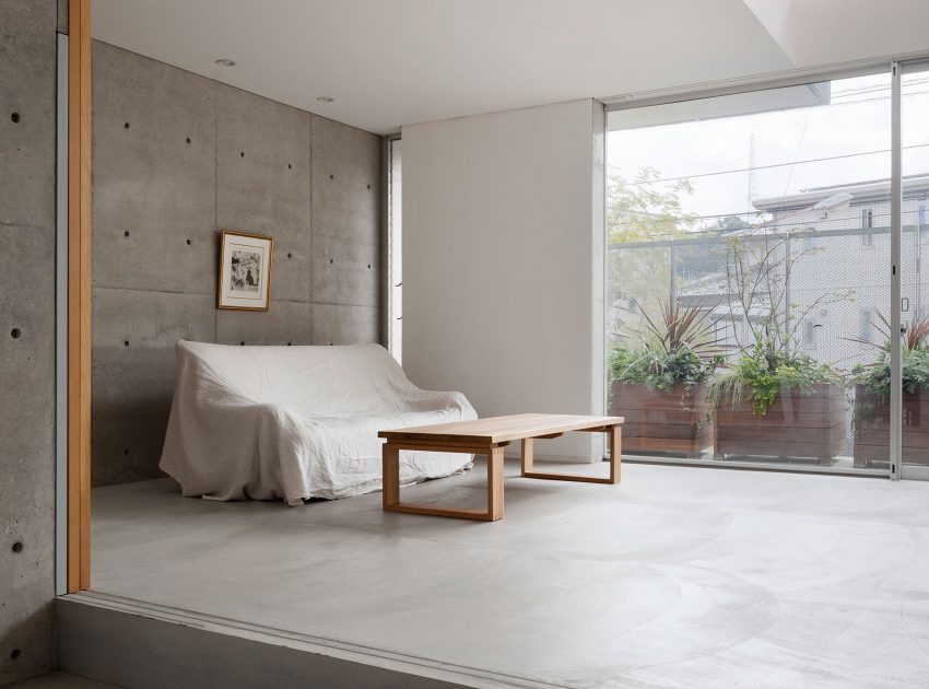 A Bright and Airy Concrete Home for Family of Three in Hiroshima Prefecture by Yutaka Yoshida Architect & Associates (4)