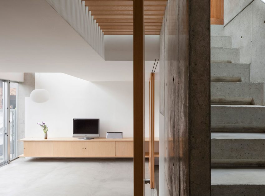 A Bright and Airy Concrete Home for Family of Three in Hiroshima Prefecture by Yutaka Yoshida Architect & Associates (5)