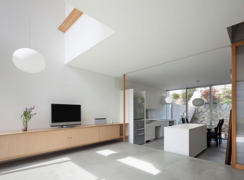 A Bright and Airy Concrete Home for Family of Three in Hiroshima Prefecture by Yutaka Yoshida Architect & Associates (7)