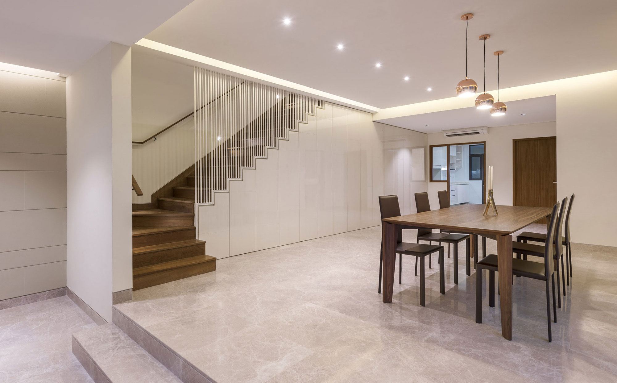 A Bright and Airy Contemporary Home with Elegant Interiors in Singapore by ADX Architects (5)