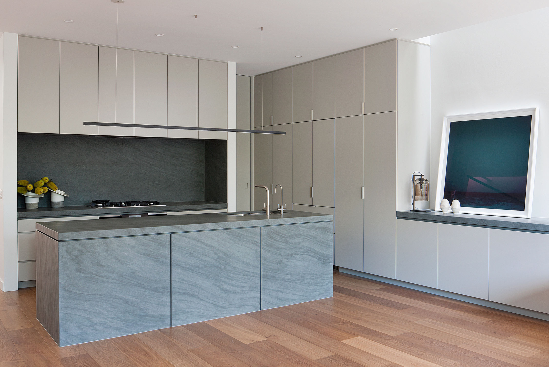 A Bright and Elegant Home with Luxurious Details in Melbourne, Australia by Robson Rak Architects (14)