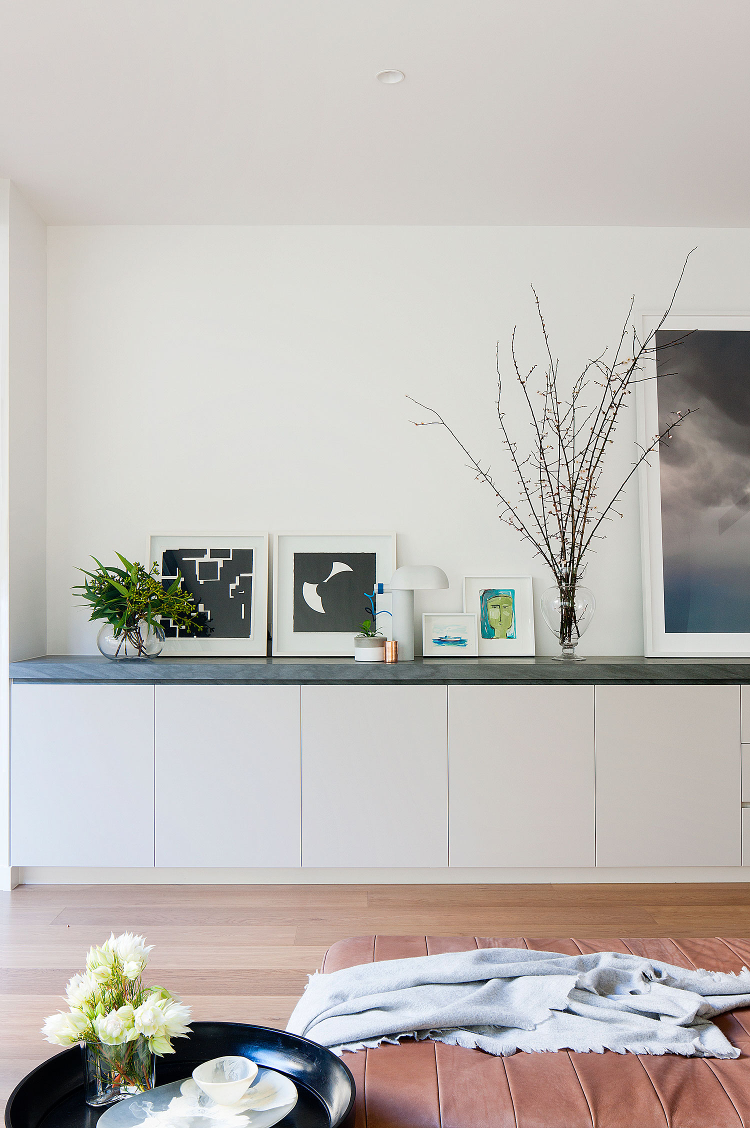 A Bright and Elegant Home with Luxurious Details in Melbourne, Australia by Robson Rak Architects (7)