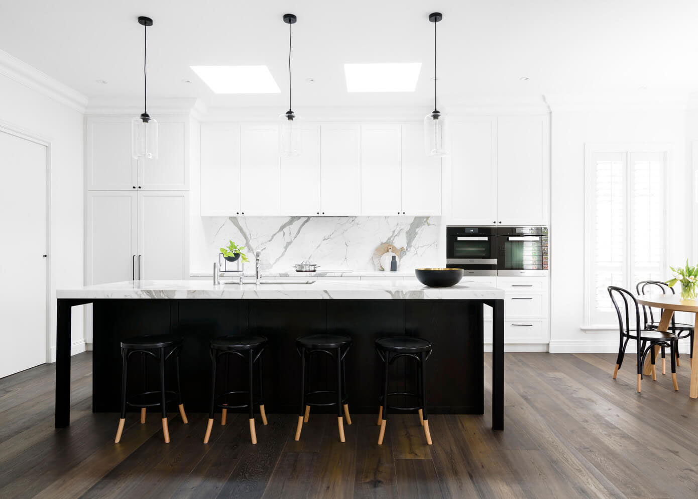 A Bright and Stylish Family Home with Luminous Interiors in Melbourne, Australia by Biasol (4)