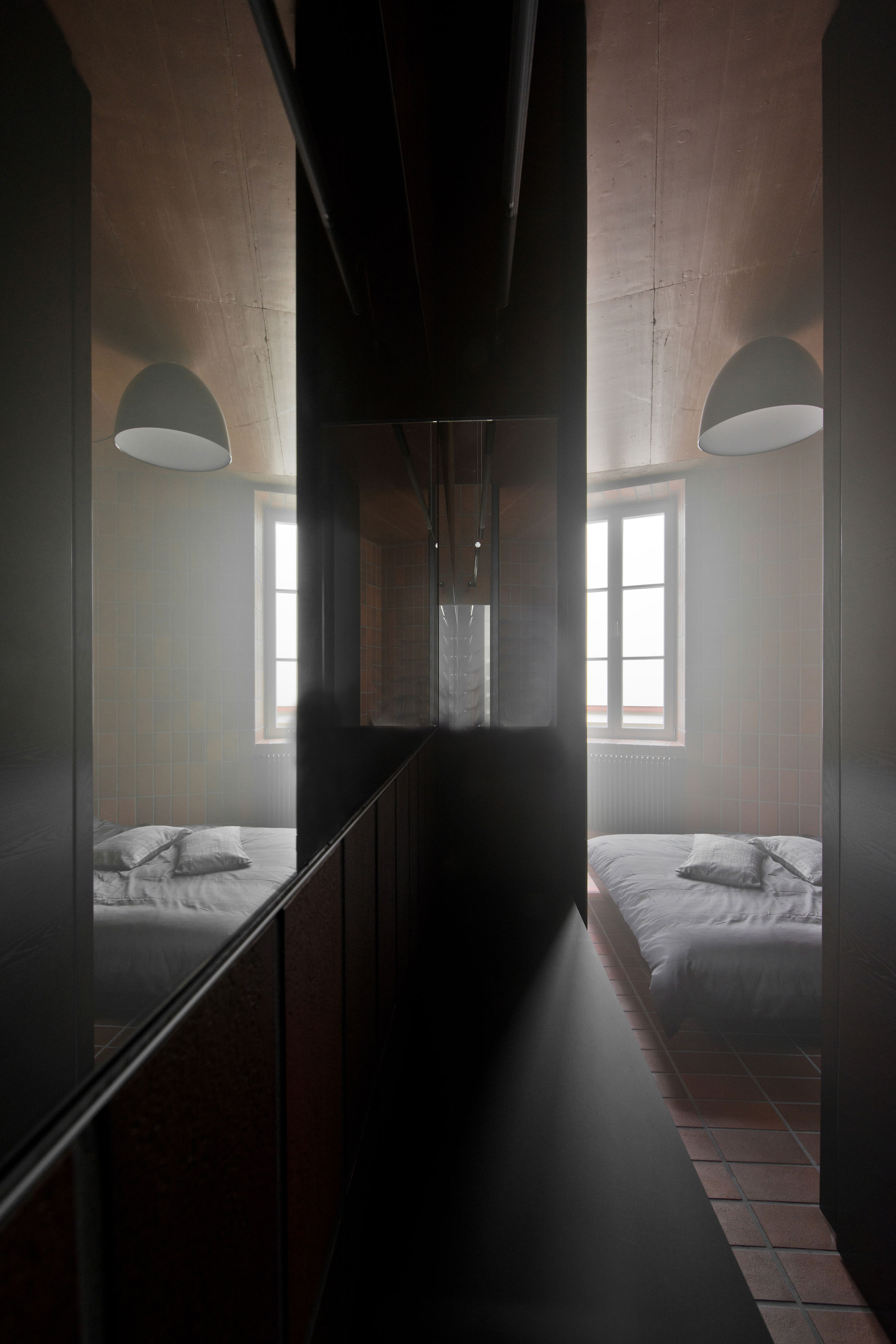 A Bright and Stylish Monochromatic Apartment in Vilnius, Lithuania by YCL Studio (18)