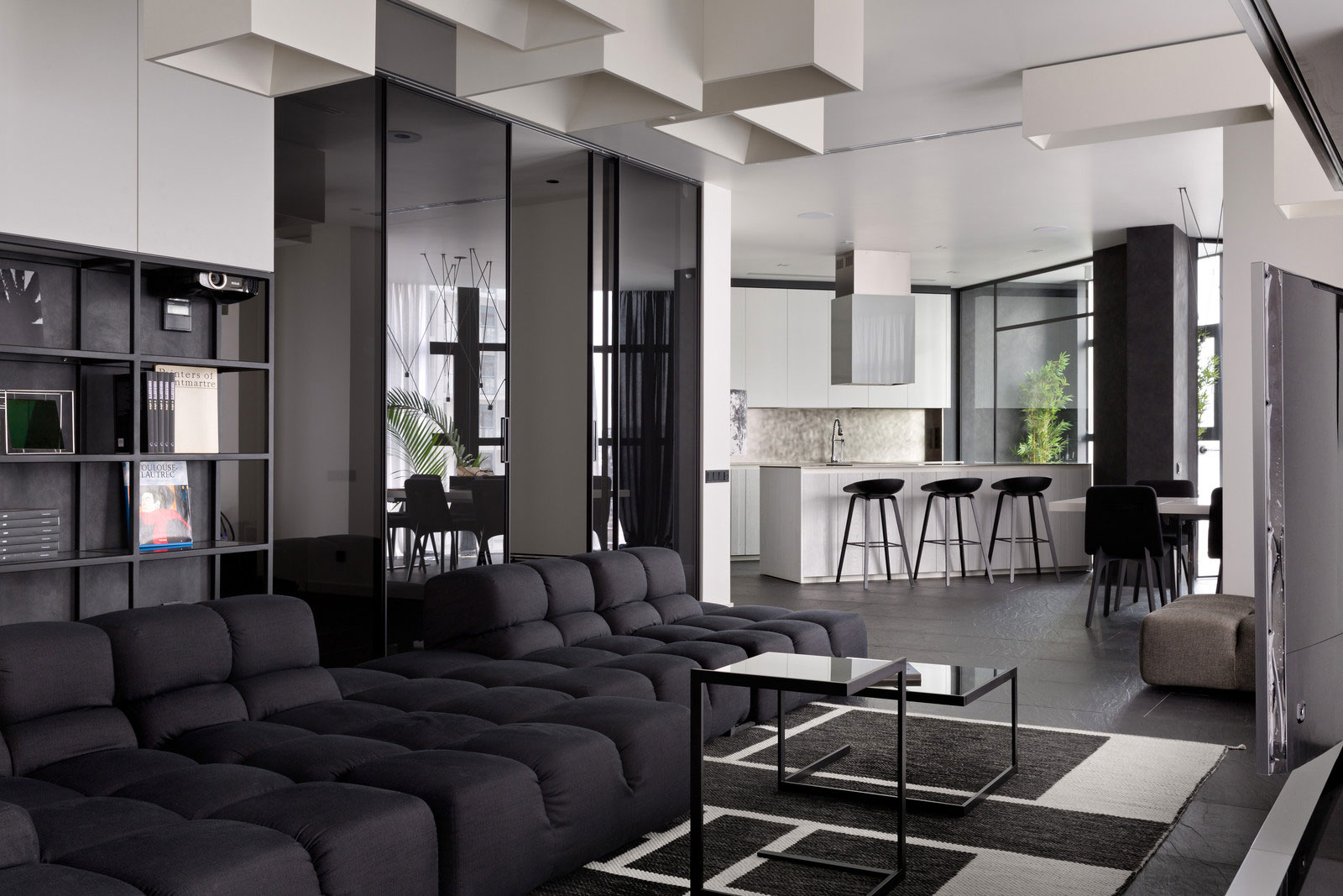 A Bright and Vibrant Apartment Plays with Black and White Accents in Kiev, Ukraine by Lera Katasonova (4)