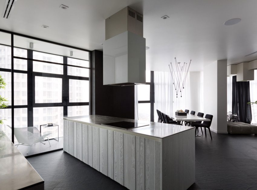 A Bright and Vibrant Apartment Plays with Black and White Accents in Kiev, Ukraine by Lera Katasonova (9)