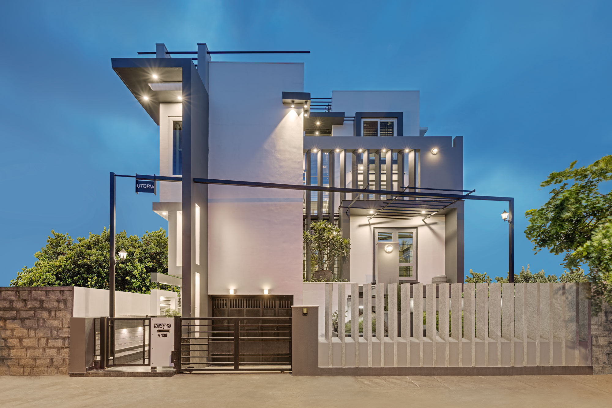 A Bright and Warm Modern Home with Lots of Yellow and White in Nagarbhavi, India by Ashwin Architects (15)