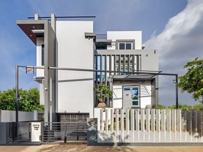 A Bright and Warm Modern Home with Lots of Yellow and White in Nagarbhavi, India by Ashwin Architects (4)