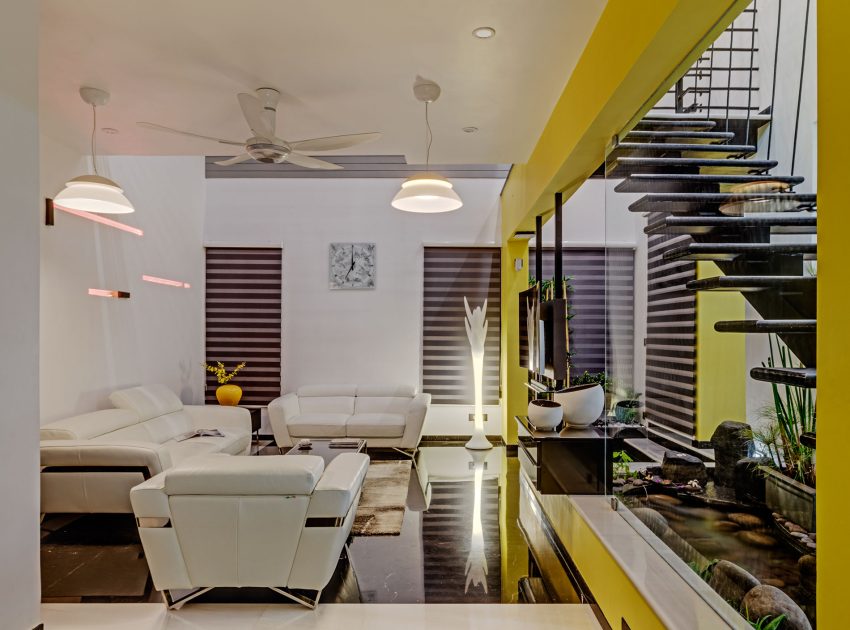 A Bright and Warm Modern Home with Lots of Yellow and White in Nagarbhavi, India by Ashwin Architects (6)