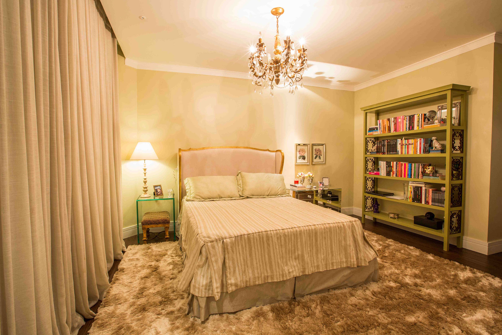 A Charming Contemporary Home with Plenty of Character in São Jose do Rio Preto, Brazil by Piloni Architecture (24)